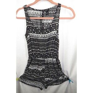 Rue21 Women's Black White Tribal Print Romper With Pockets Size Small